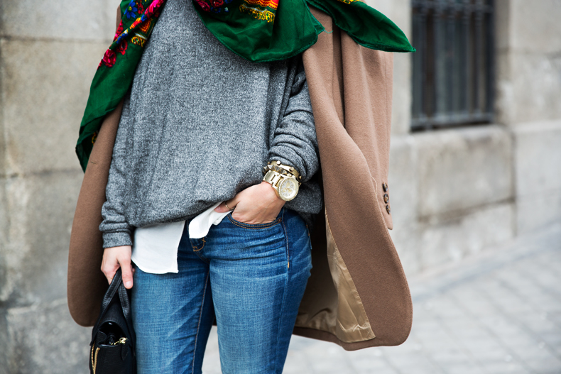 Loafers-Buylevard-Camel_Coat-Sweatshirt-Floral_Scarf-Style-Outfit-2