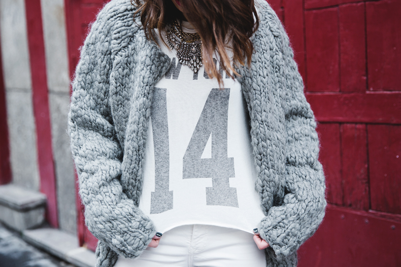 Cozy_Cardigan-Girissima-White_Outfit-Winter-Street_Style-Collage_Vintage-45