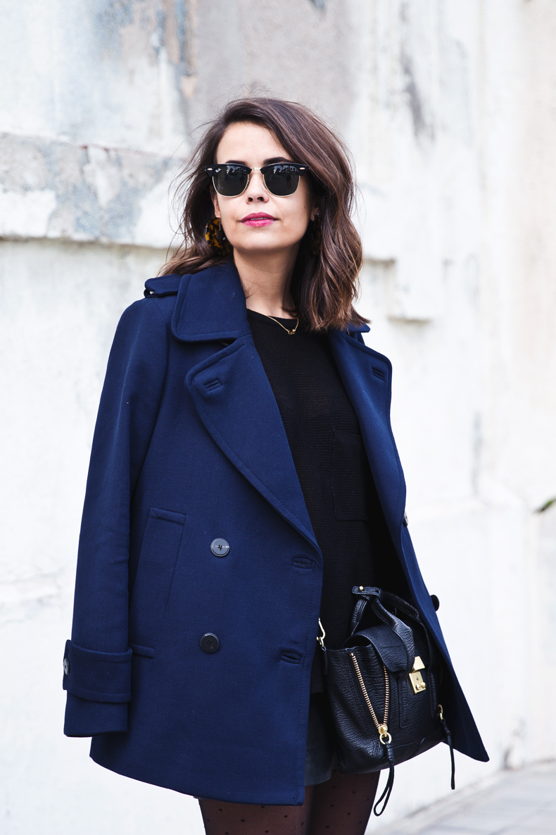 Mango_Outfit-Blue_Coat-LEather_Skirt-Plumetti_Tights-Outfit-Street_Style-8