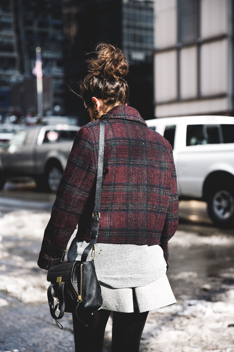 GRey_Skirt-Plaid_Jacket-Chain_Boots-Outfit-street_Style-20