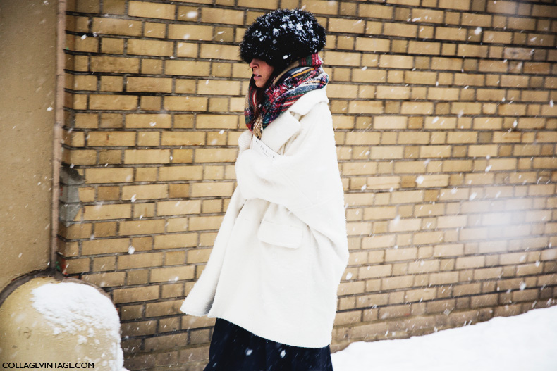 New_York_Fashion_Week-Street_Style-Fall_Winter-2015-tartan_scarf-fur_hat-white_coat-1