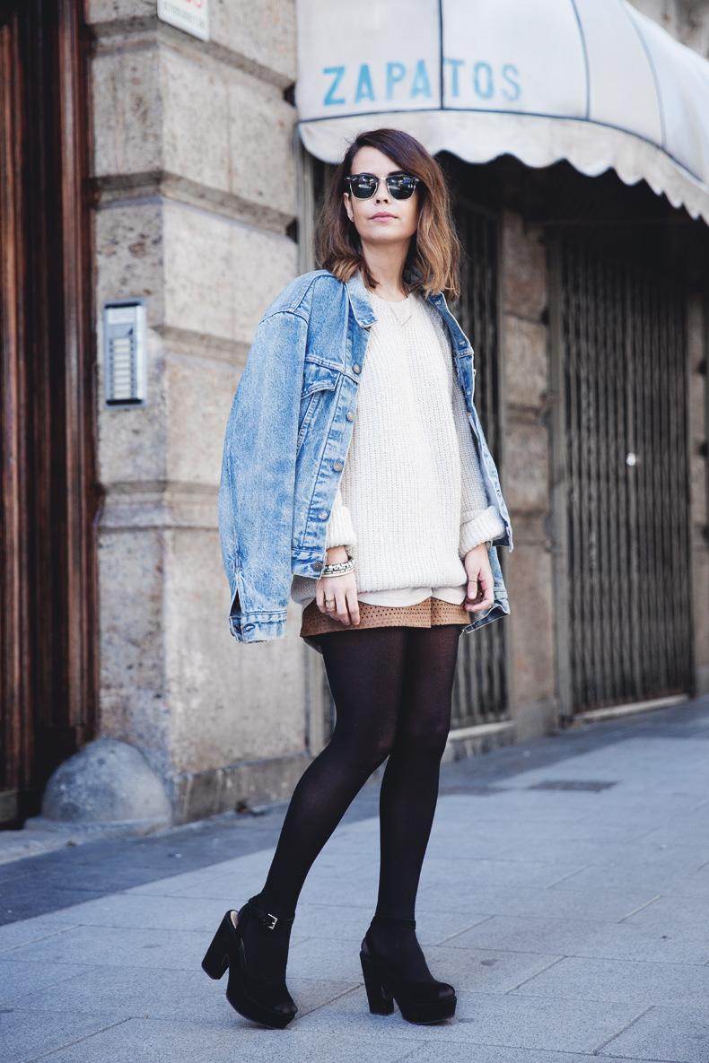 Layering-Suede_Skirt-Levis_Vintage-Wedges-Outfit-Street_Style-44