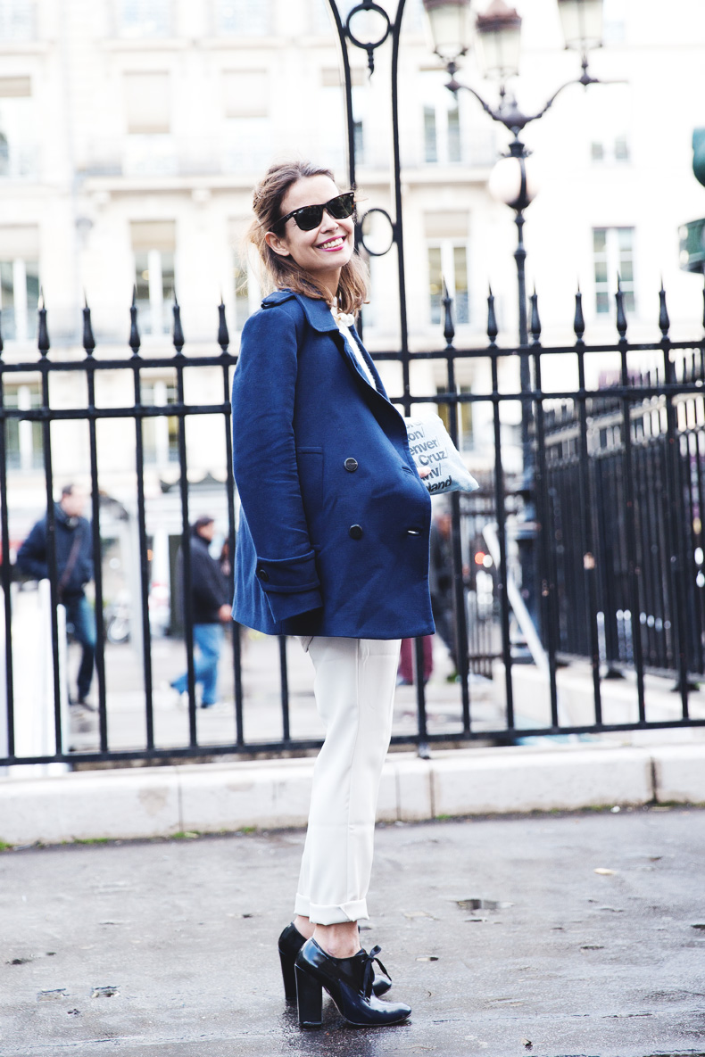 Blue_Coat-White_Outfit-Mango-PFW-Paris_Fashion_Week-Street_Style-Purificacion_Garcia-29