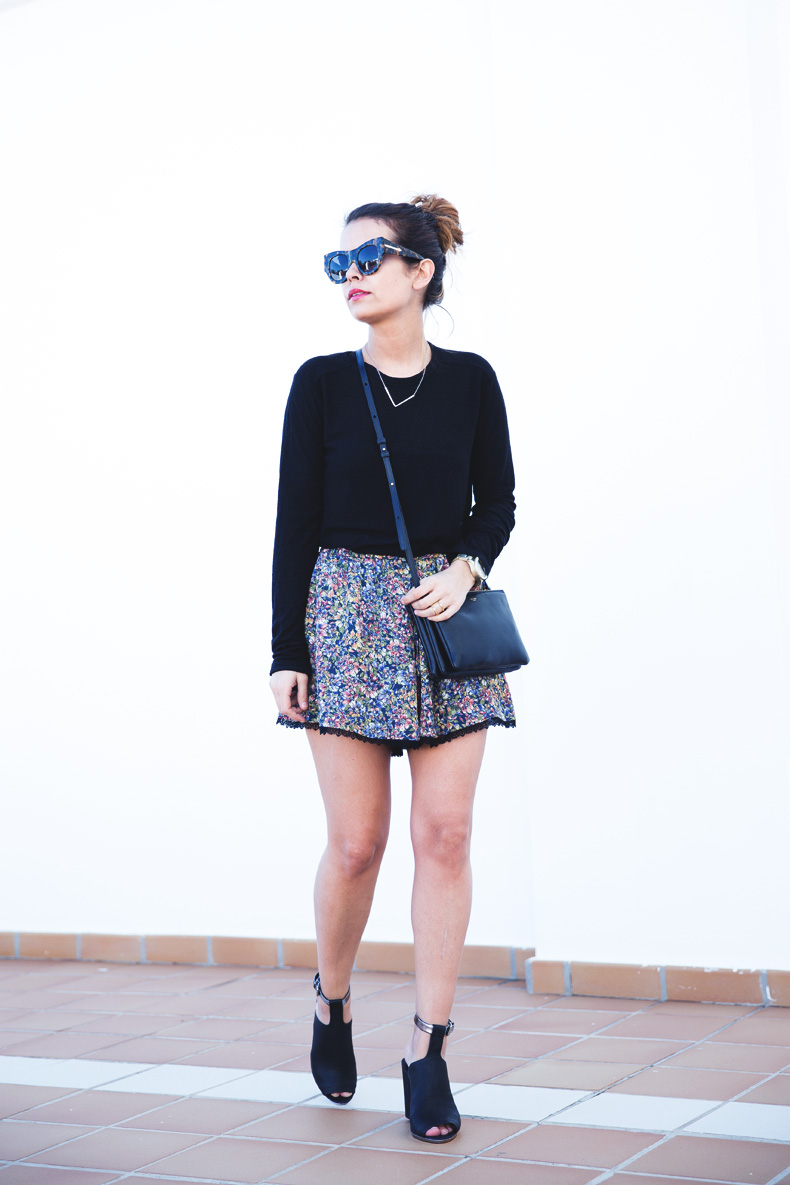 Floral_Skirt-Mulles-Phillip_Lim-Gran_Canaria-Street_Style-Outfit-12