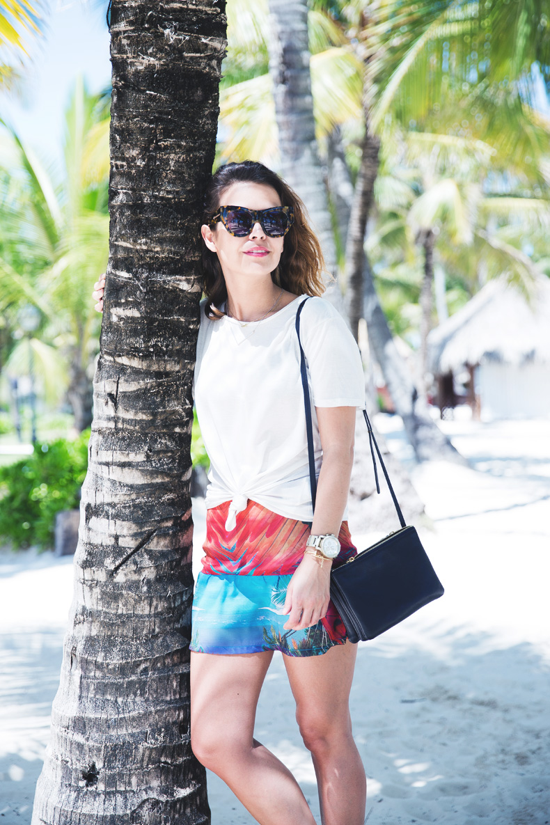 Punta_Cana-Summer_Outfit-Paradise-Smash_Skirt-Outfit-Street_Style-Celine_Trio_Bag-14