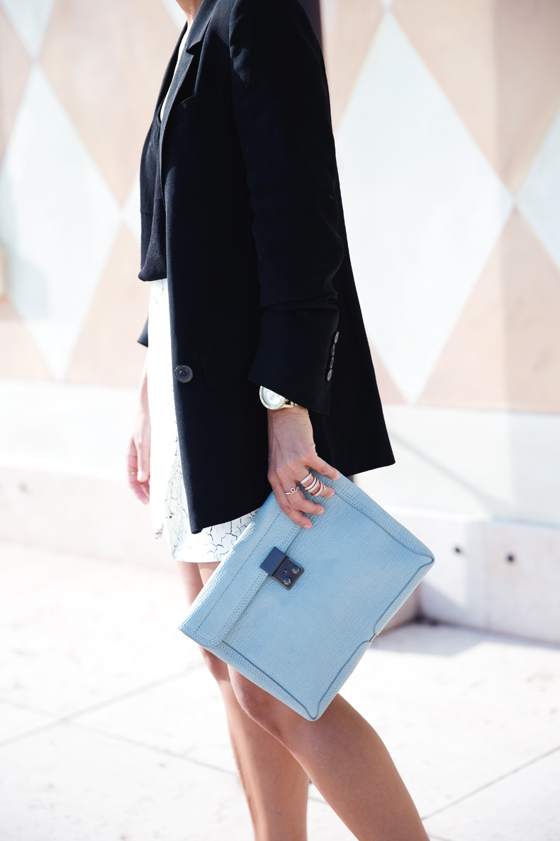 Cracked_Skirt-Girissima-Calzedonia_Show-Light_blue_Clutch-Phillip_Lim-Street_Style-Outfit-25