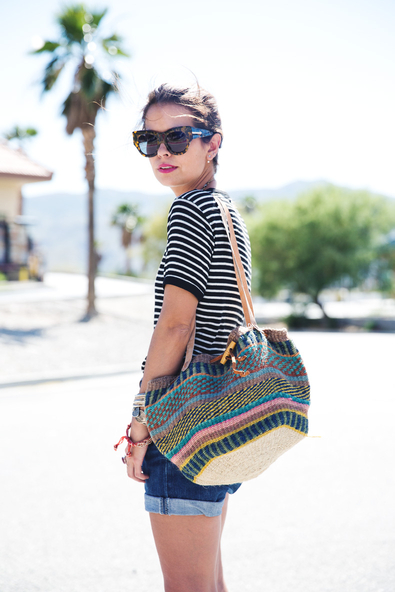 Palm-Springs-Coachella-Striped_Shirt-Urban_Outfitters-Outfit-Street_Style-Vintage_Levis-1