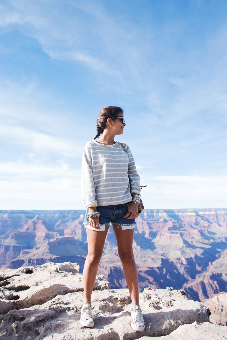 Grand_Canyon-Arizona-Shorts_Levis-Striped_Top-COnverse-Outfit-Denim-11