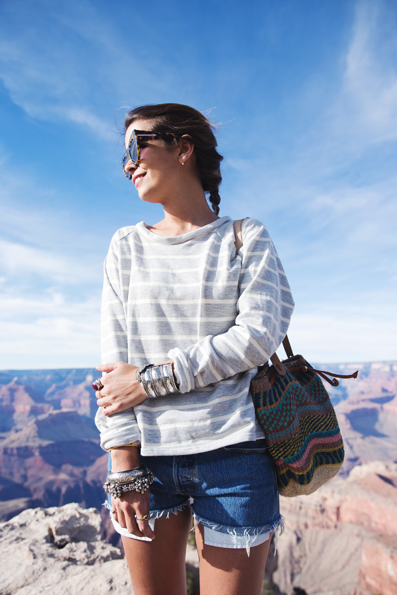 Grand_Canyon-Arizona-Shorts_Levis-Striped_Top-COnverse-Outfit-Denim-9