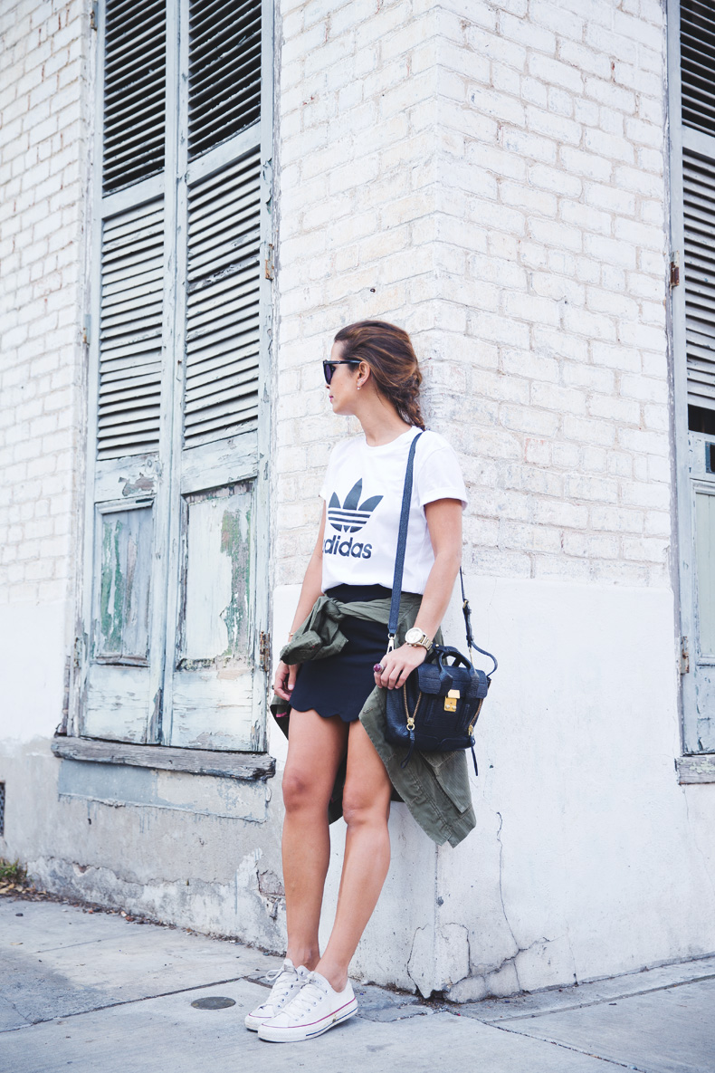 Nueva_Orleans-Adidas_Top-Parka-French_Braid-Outfit-Converse-Sporty-Chic-Street_Style-