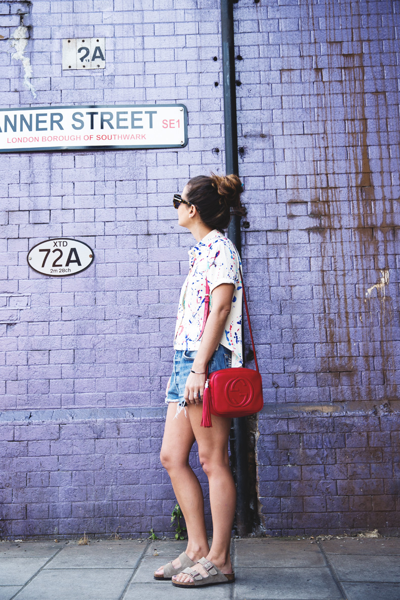 Painted_Shirt-Levis_Shorts-Birks-outfit-London-Street_Style-1