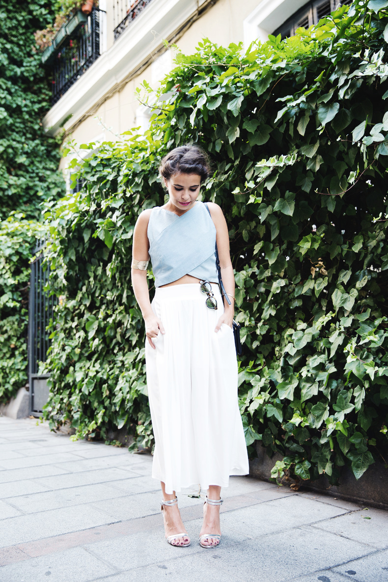 Denim_top-Maurie_And_Eve-White_Cullotte-Street_Style-Outfit-212