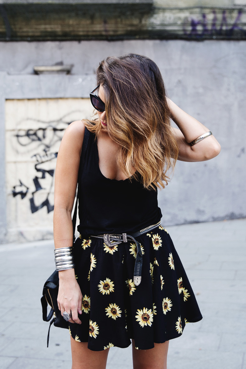 Girasoles-Falda-Outfit-Black-Collage_Vintage-Street_Style-12