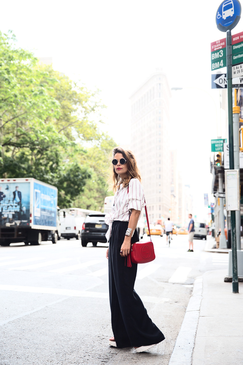 Wide_Leg_trousers-striped_shirt-Statement_Necklace-NYC-Flatiron-Collagevintage-7