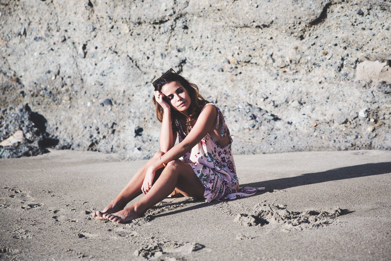 Laguna_Beach-Orange_County-Open_Back_Dress-Floral_Print-Faithfulthebrand-Beach-54