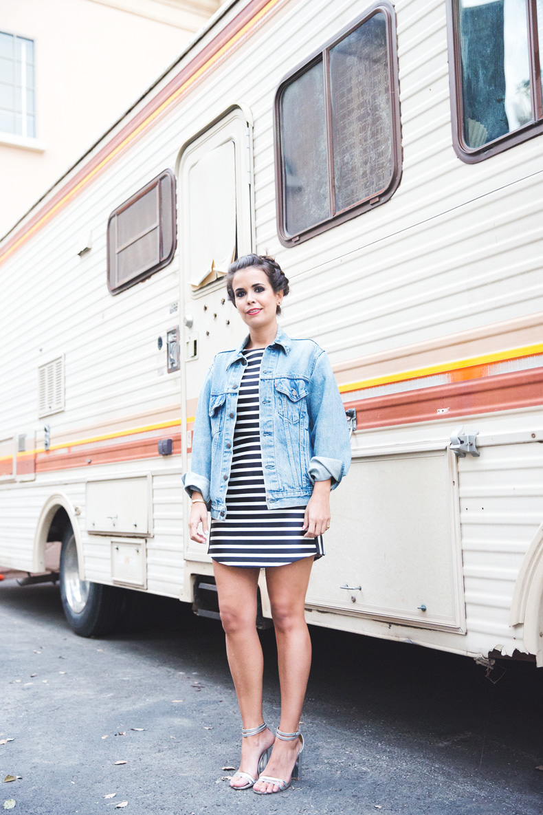 Sriped_Dress-Sony_Pictures-Barkley_The_Pom-Outfit-Denim_Jacket-Street_Style-32