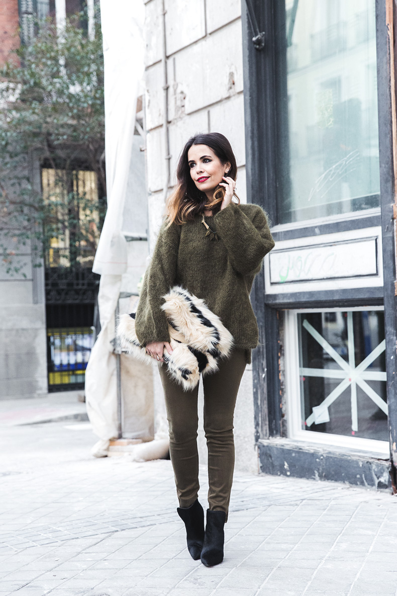 Loose Collar Shirt Retro Khaki Vibes