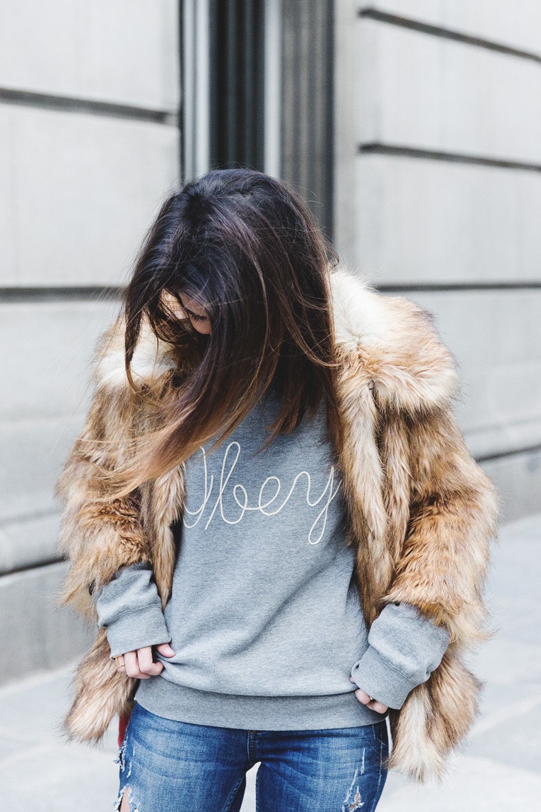 Faux_Fur_Coat-Obey_Clothing_Sweatshirt-Adidas_Stan_Smith-Gucci_Disco_Bag-Ripped_Jeans-SweatShirt-Outfit-Collage_Vintage-Street_Style-3