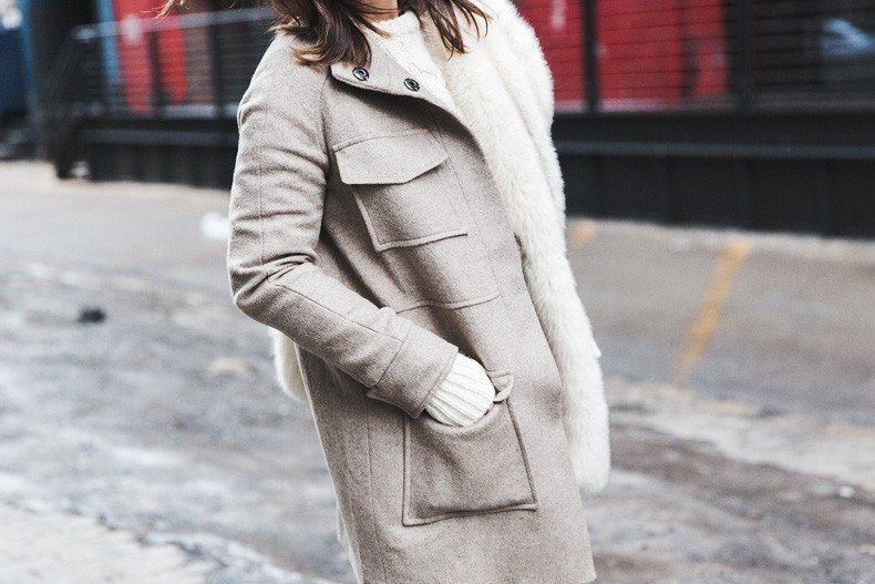 New_York_Fashion_Week-Fall_Winter_2015-Asos_Beige_Coat-Faux_Fur_Scarf-Ikkii_Boots-Winter_Outfit-Street_STyle-NYFW-Collage_Vintage-Maje_Sweater-22