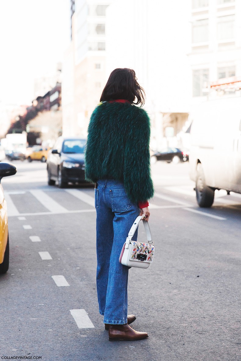 New_York_Fashion_Week-Fall_Winter_2015-Street_Style-NYFW-Leandra_Medine-Fur_Coat-Flared_Jeans-Turtle_Neck-3