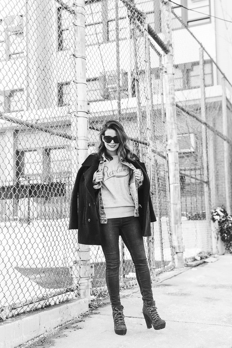 New_York_Fashion_Week-Fall_Winter_2015-Street_Style-NYFW-Revolution_Sweatshirt_Isabel_Marant-Polo_Booties-Skinny_Jeans-Layers-Denim_Jacket-8bn
