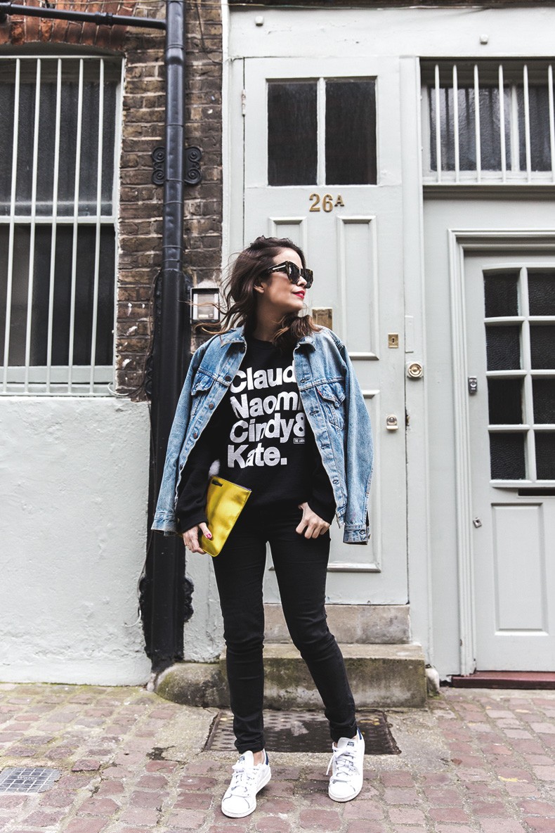 Topmodels_Sweatshirt_Revolve_Clothing-The_Laundry_Room-Levis_Vintage_Jacket-Rebecca_Minkoff_Clutch-Outfit-LFW-London_Fashion_Week-Street-Style-15