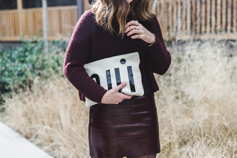 Oui_clutch-Clare_vivier-Burgundy_Total_Look-Street_style-Outfit-Collage_Vintage-49