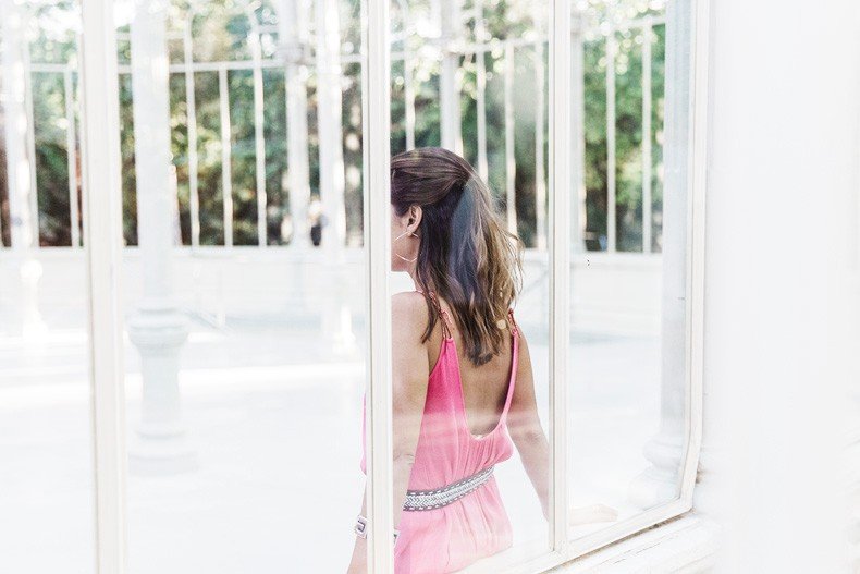 Maje_Gysept_Collection-Long_Pink_Dress-Brown_Sandals-Outfit-Collage_Vintage-Palacio_Cristal-24