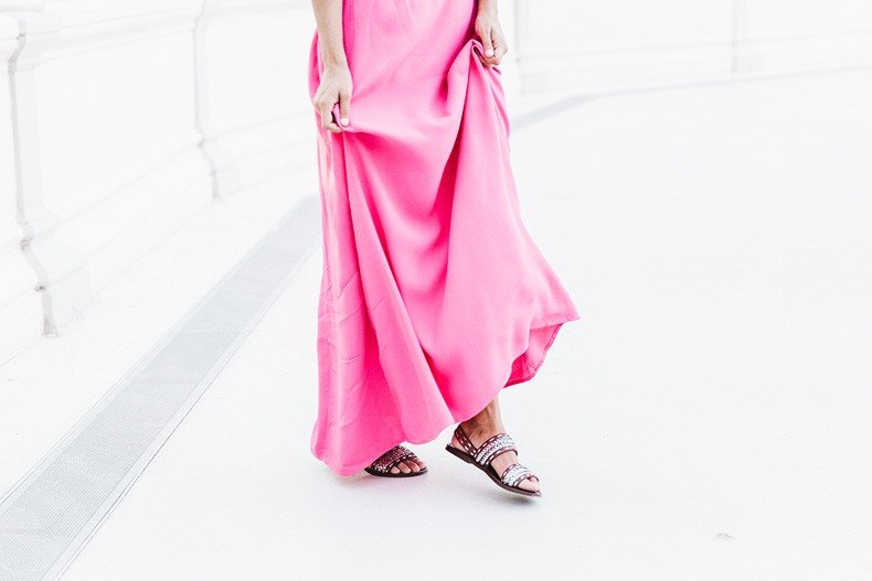 Maje_Gysept_Collection-Long_Pink_Dress-Brown_Sandals-Outfit-Collage_Vintage-Palacio_Cristal-29