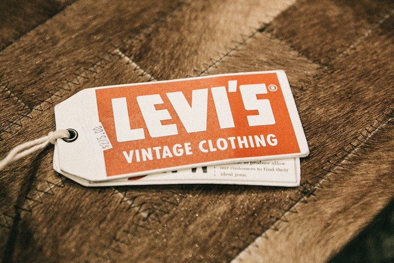 Live in Levi’s | Collage Vintage