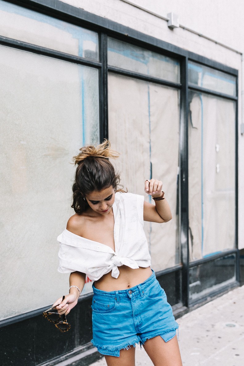 High_Line_Park-NYC-Levis-Shirt-Off_The_Shoulders-Live_on_Levis-New_York-Collage_Vintage-Outfit-Soludos_Espadrilles-17