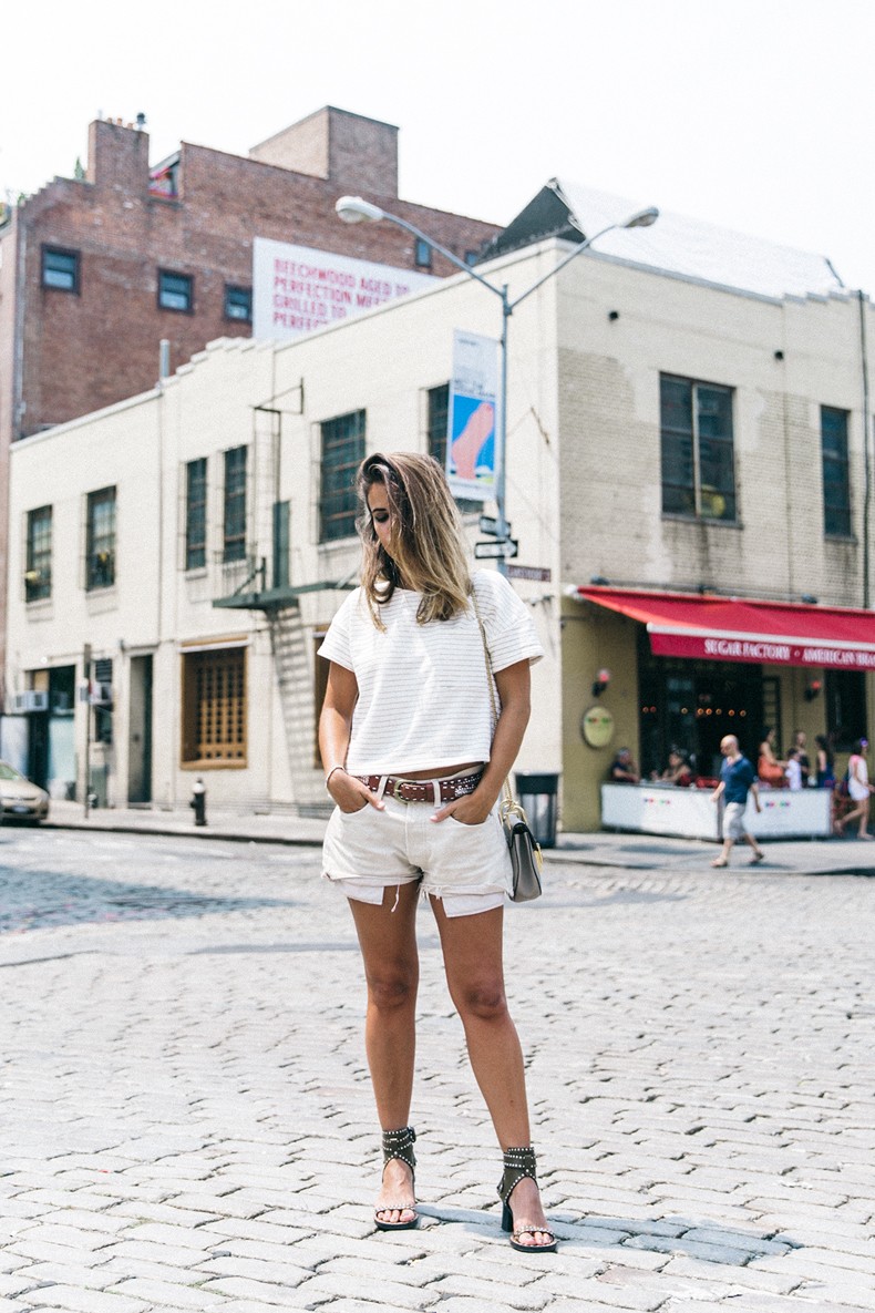 Levis_New_York-Meatpacking-Striped_Top-Outfit-24