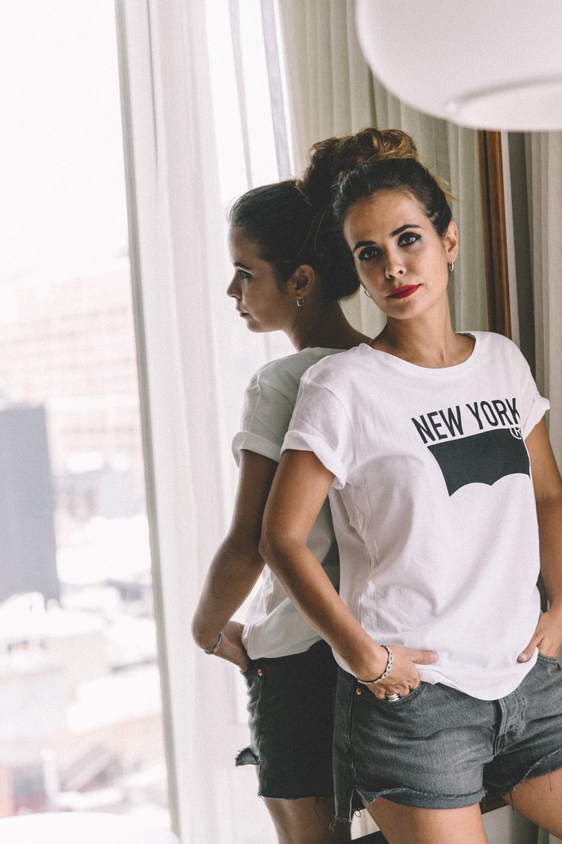 New_York-Levis-Ladies_In_Levis-Life_in_Levis-The_Standard_Hotel-Meatpacking-Collage_Vintage-Outfit-9