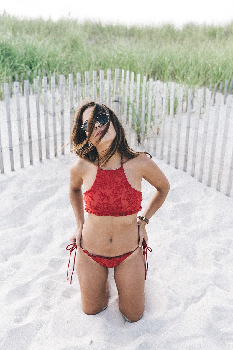 Beach_Riot-Bikini-Crop_Top-Red_Swimwear-Revolve_In_The_Hamptons-Collage_On_The_Road-11