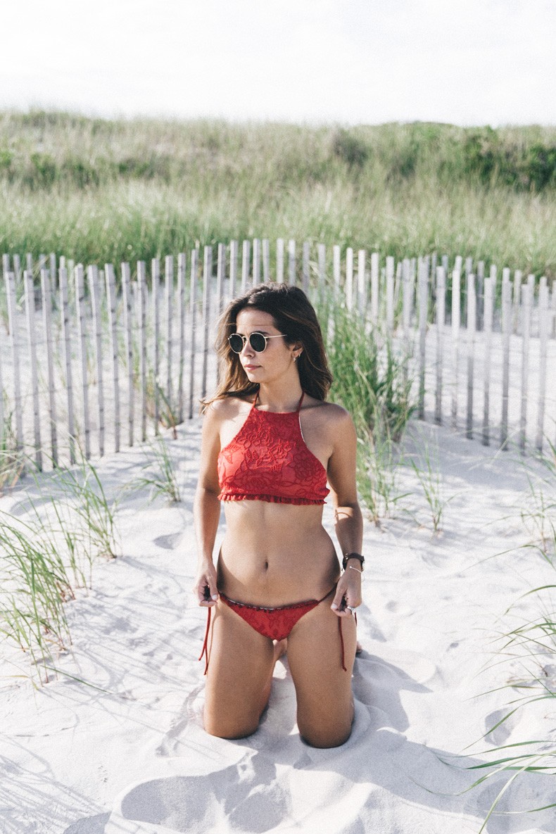 Beach_Riot-Bikini-Crop_Top-Red_Swimwear-Revolve_In_The_Hamptons-Collage_On_The_Road-30