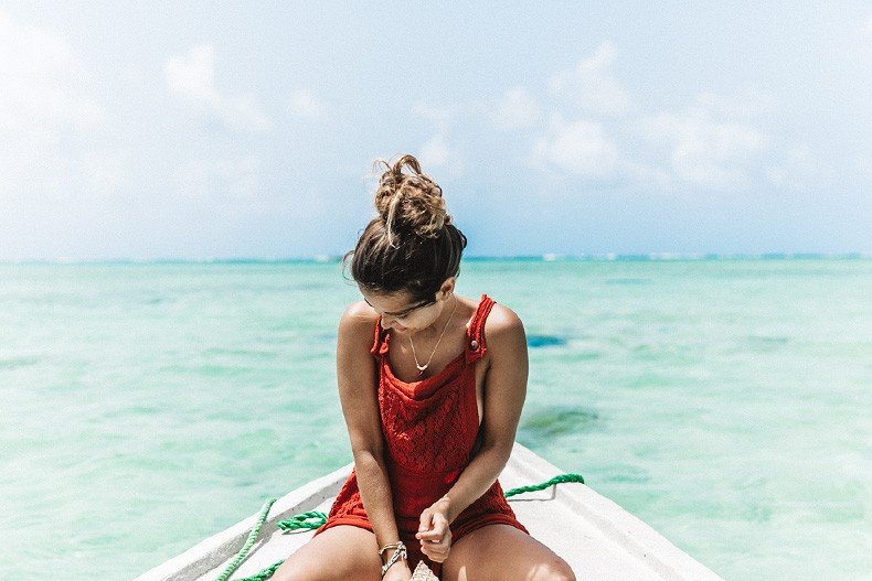 Boat-Jens_Pirate_Booty-Red_Jumpsuit-Outfit-Beach-Punta_Cana-Summer-Collage_On_The_Road-11