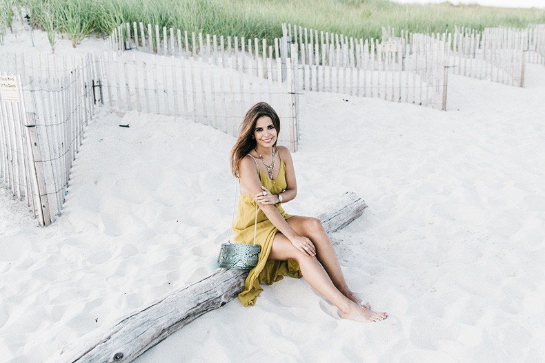 For_love_and_Lemons-Mustard_Dress-Revolve_In_The_Hamptons-Collage_Vintage-Outfit-34