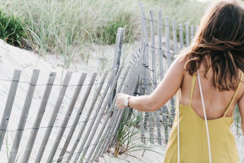 For_love_and_Lemons-Mustard_Dress-Revolve_In_The_Hamptons-Collage_Vintage-Outfit-40