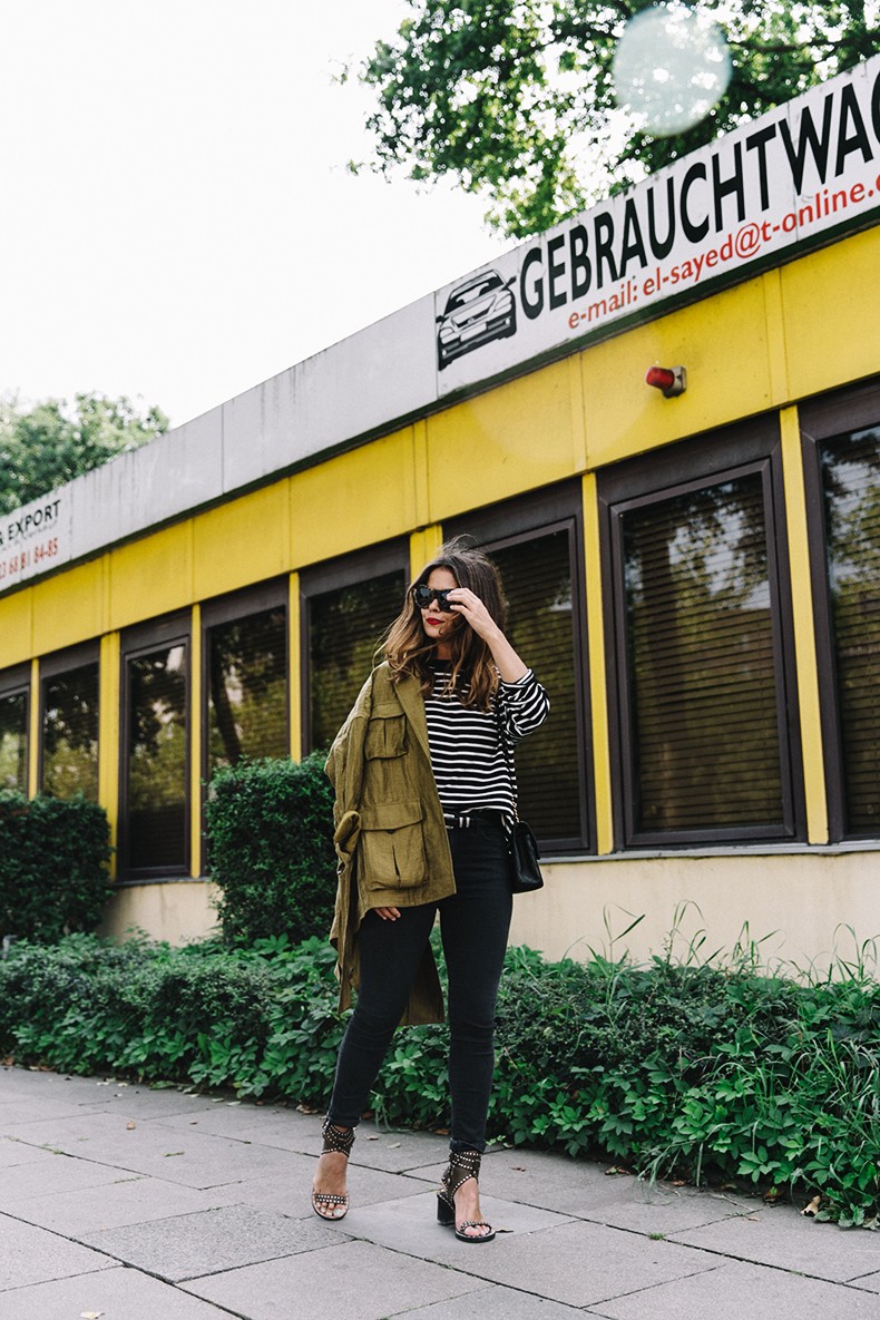 Hamburgo-Parka-Khaki-Striped_Sweater-Black_Jeans-Outfit-Collage_On_The_Road-Street_Style-15