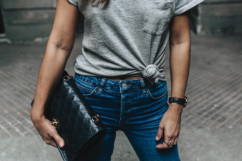 Topshop_Jeans-Jimmy_Choo_Shoes-Lace_Up-Ballerina_Heels-Grey_Top-Chanel_Vintage-Outfit-MFW-Milan-30