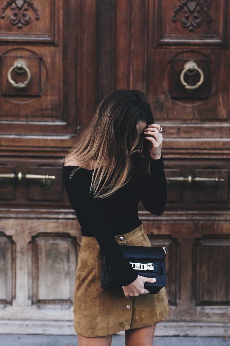 High_Boots-Suede_Skirt-Iro_Paris-Black_Jacket-Off_The_Shoulders_Sweater-Outfit-Street_Style-9