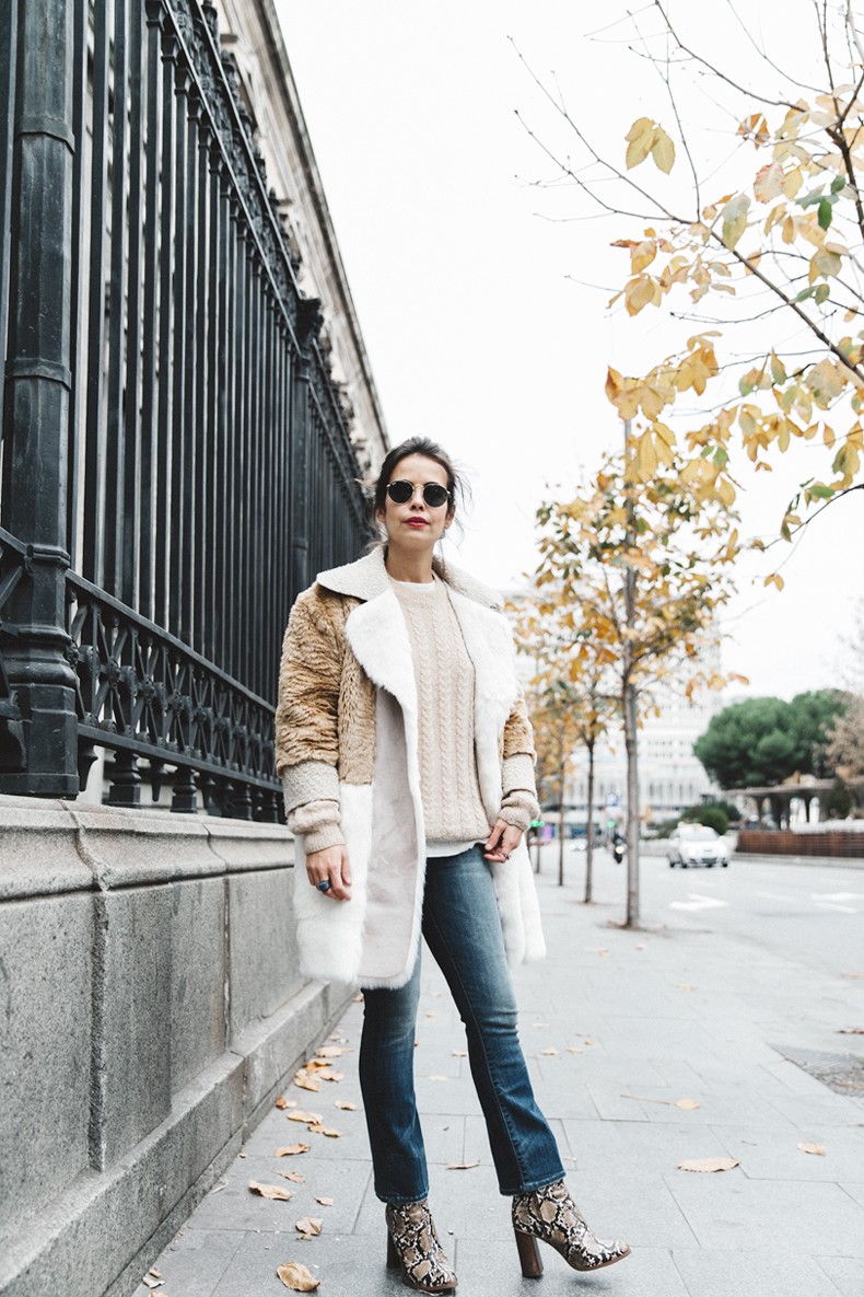 Patchwork_Coat-Faux_Fur_Coat-Asos-Mother_Jeans-Denim-Cable_Knit_Sweater-Snake_Effect_Booties-Topknot-Collage_Vintage-Street_Style-Outfit-14