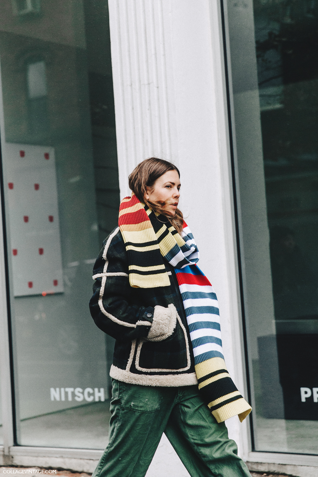 NYFW-New_York_Fashion_Week-Fall_Winter-17-Street_Style-Striped_Scarf-