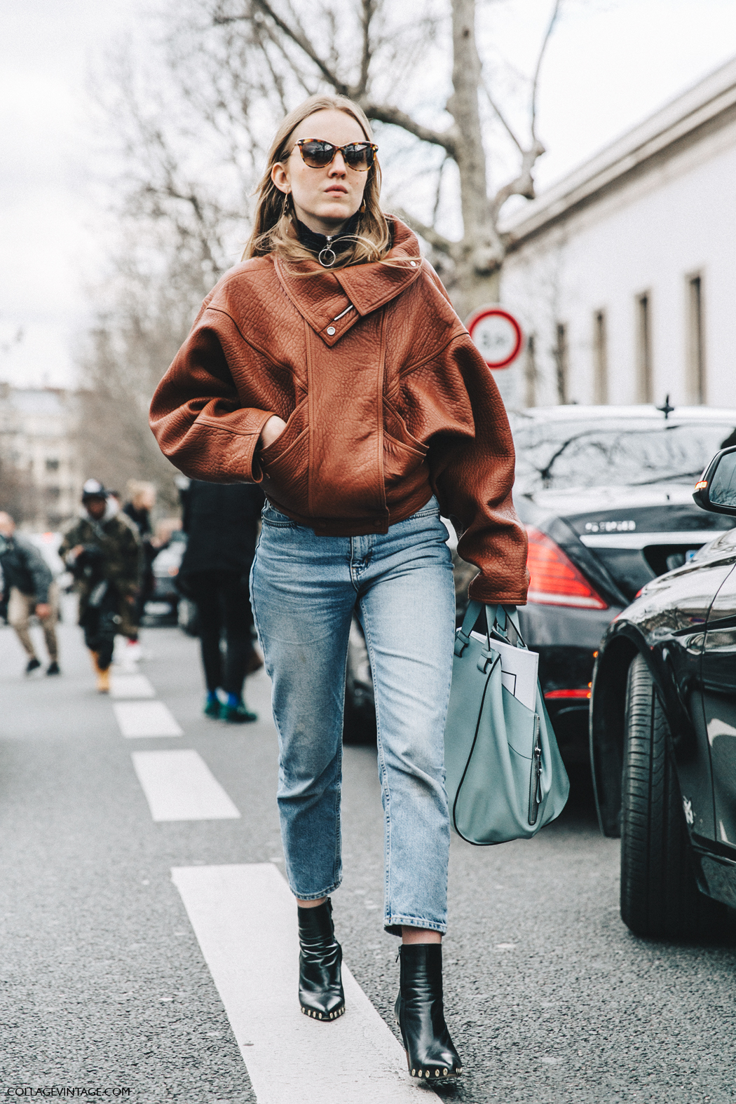 PFW-Paris_Fashion_Week_Fall_2016-Street_Style-Collage_Vintage-Alexandra_Carl-Leather_Jacket-Celine_Boots-2