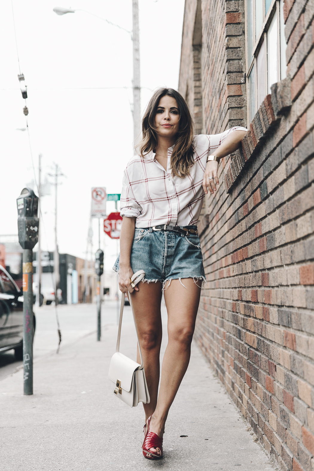 Goodnight_Macaroon-Levis_VIntage-Checked_Blouse-Pink_Shirt-Red_Heels-Marni_Sandals-Dallas-30