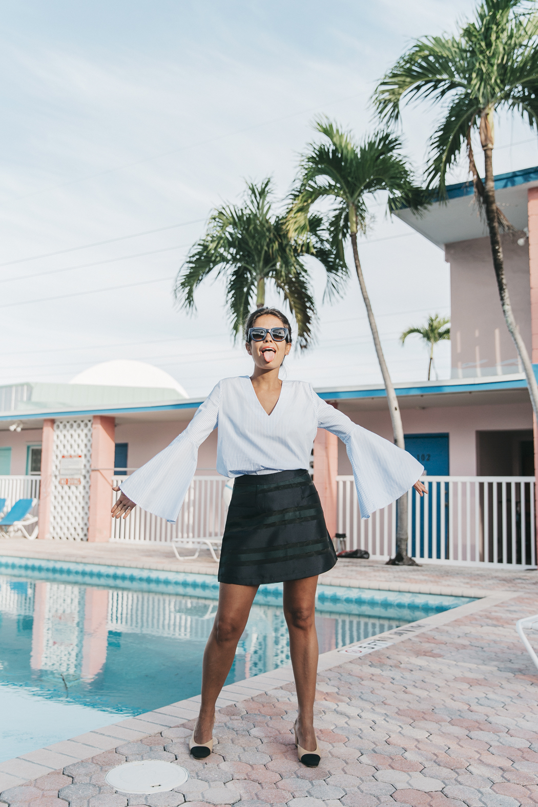 Miami-Striped_Top-Striped_Skirt-Chanel_SlingBack_Shoes-Outfit-Celine_Sunglasses-Isla_Morada-Street_Style-39