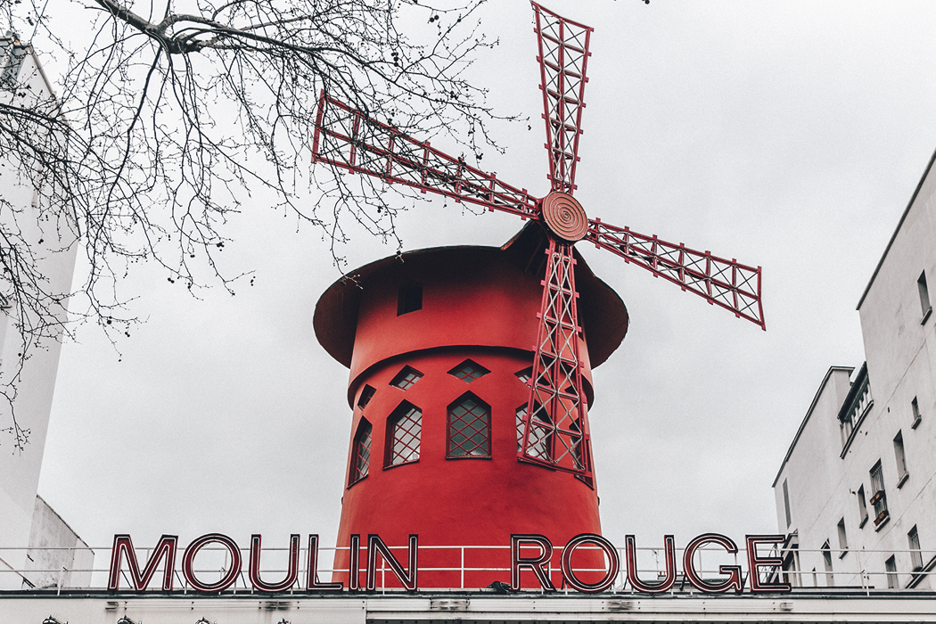 Montmartre-Moulin_Rouge-Zadig_Voltiere-Sequins_Jacket-Leather_Trousers-Outfit-Paris-Street_Style-51