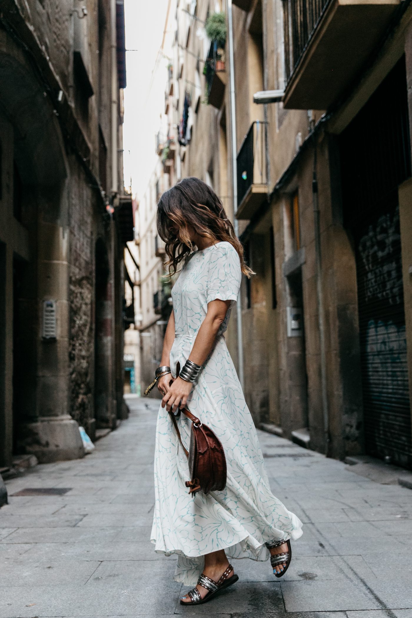 Long_Dress-HM_Leather_Bag-Maje_Sandals-Outfit-Primavera_Sound-Collage_Vintage-Street_Style-32