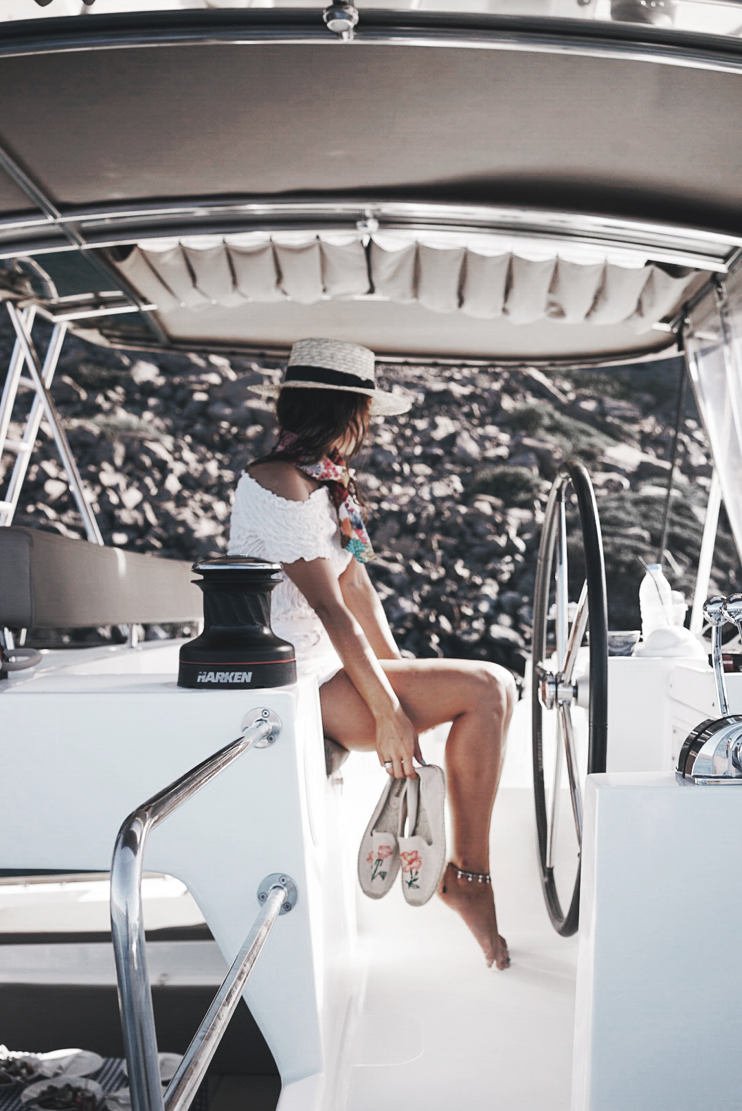 Soludos_Escapes-Boat_Trip-Bikini-Summer_Look-Santorini_Greece-GRLFRND_Jeans-Off_The_Shoulders-Collage_Vintage-Street_Style-Soludos_Espadrilles-29