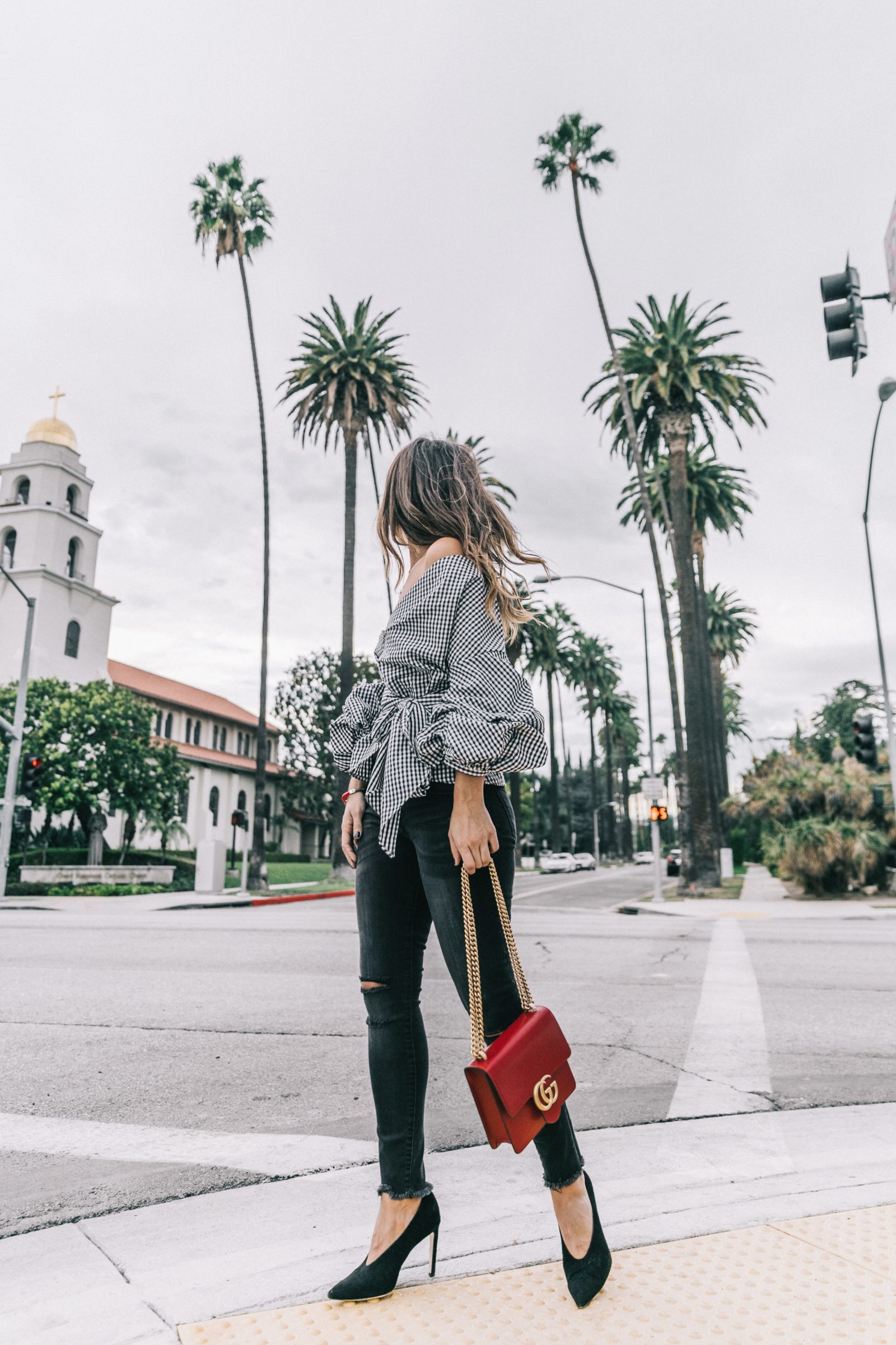 beverly_hills-off_the_shoulders_shirt-plaid-skinny_jeans-ripped_jeans-sincerely_jules_shop-gucci_bag-chicwish-outfit-street_style-los_angeles-collage_vintage-41